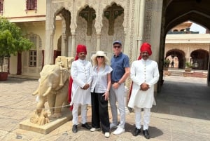 Jaipur: Half Day Tour (Amber Fort, Panna Meena, Jal Mahal)