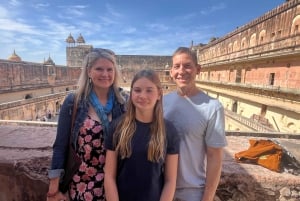 Jaipur: Half Day Tour (Amber Fort, Panna Meena, Jal Mahal)