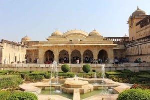 Jaipur: Half or Full-Day Sightseeing Tour with Guide+ Pickup