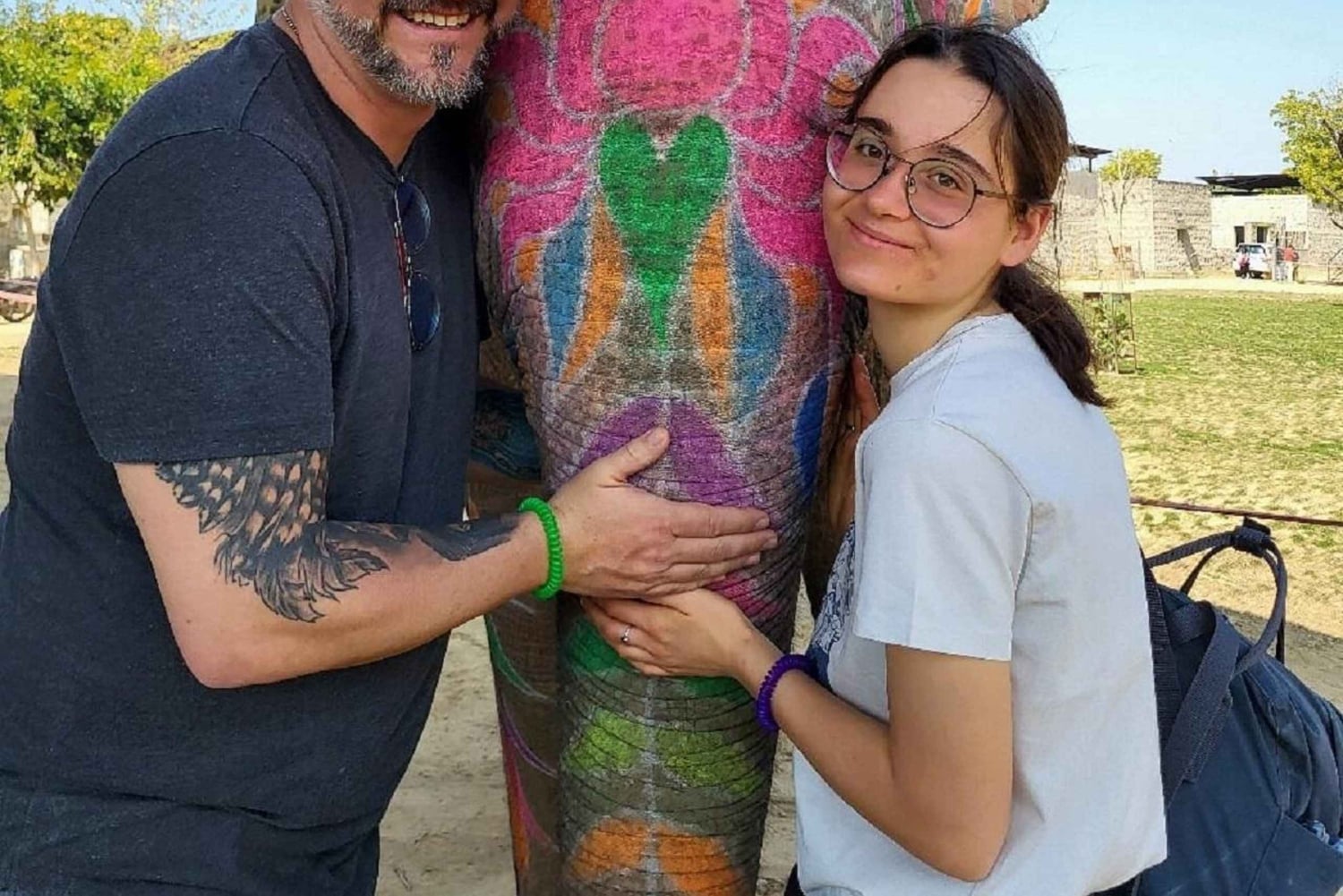 Jaipur: Hathigao – elefanttur i landsbyen, fodring og fotos