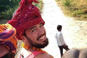 Jaipur: Hathigao – elefanttur i landsbyen, fodring og fotos