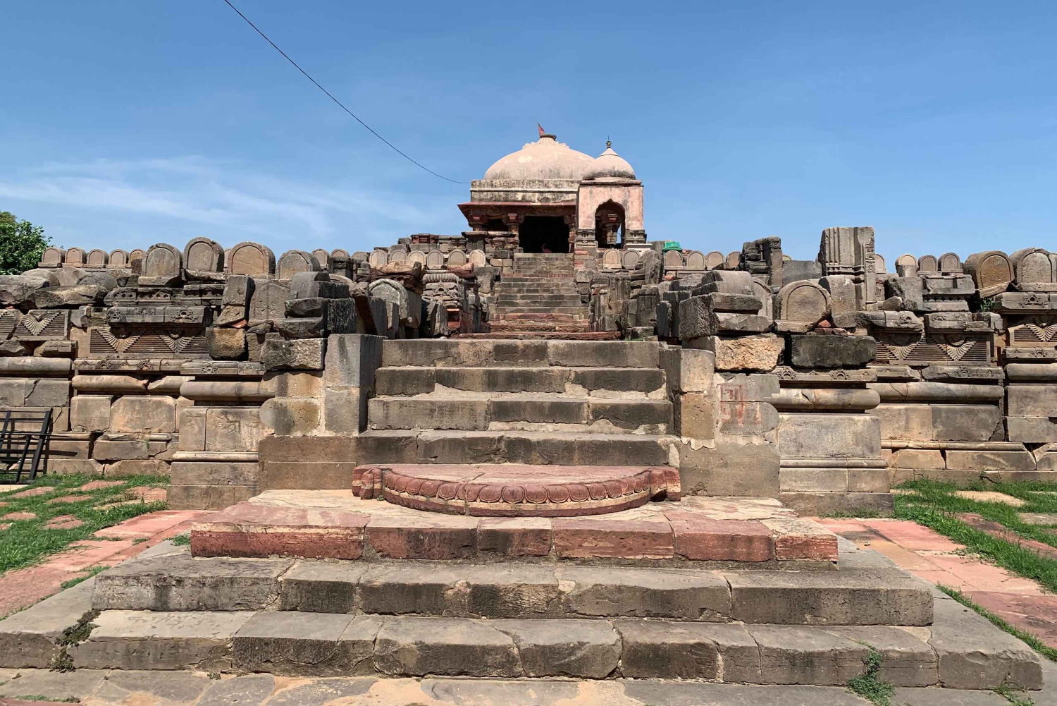 Jaipur: Dagtrip Spookachtig Bhangarh Fort en Abhaneri Stepwell