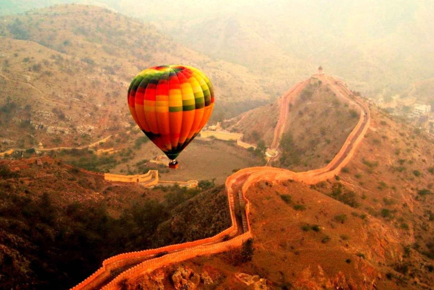 Jaipur : vol en montgolfière
