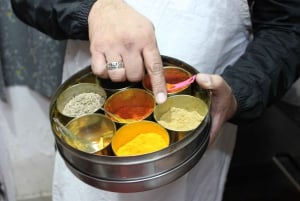 JAIPUR: Indian Interactive Cooking Class with Local Family