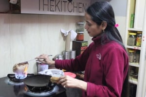 JAIPUR: Indian Interactive Cooking Class with Local Family