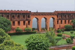 Jaipur: Jaigarh Fort Guided Tour with Entry Ticket