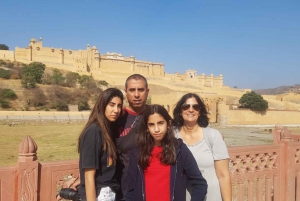 Jaipur: LGbtq Friendly Private Full-Day Tour