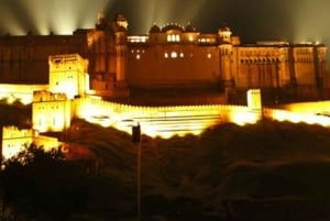 Jaipur: Lys- og lydshow med middag i Amber Fortet