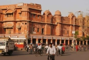 Jaipur : visite matinale en tuk-tuk, vie locale et temple (4 heures)
