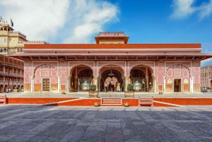 Jaipur : Visite guidée du fort d'Amber, du puits d'escalier et du temple de l'amour aveugle