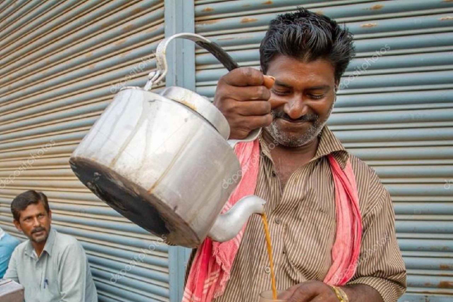 Jaipur: patrimonio e città gialla con degustazione di cibo locale