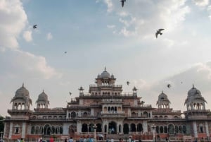 Jaipur: półdniowa lub całodniowa wycieczka krajoznawcza z targiem kwiatowym