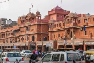 Jaipur Pink City Heritage Tour: Book By Car with Guide