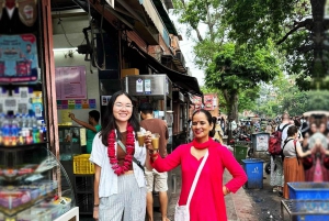 Jaipur Private City Tour with a Women-Driven E-Rickshaw Ride