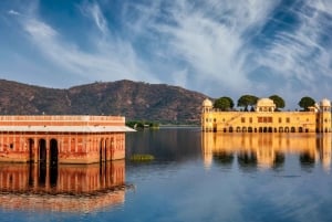 Jaipur: Privat stadsrundtur med valfri buffé och biljetter