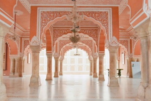 Jaipur: Private City Tour with Optional Buffet and Tickets