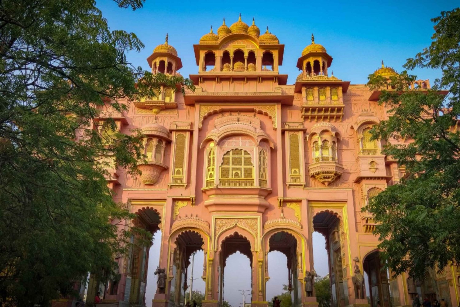 Jaipur: tour privato di un giorno in auto d'epoca