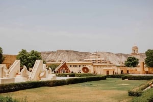 Jaipur: Prywatna całodniowa wycieczka krajoznawcza po mieście z przewodnikiem
