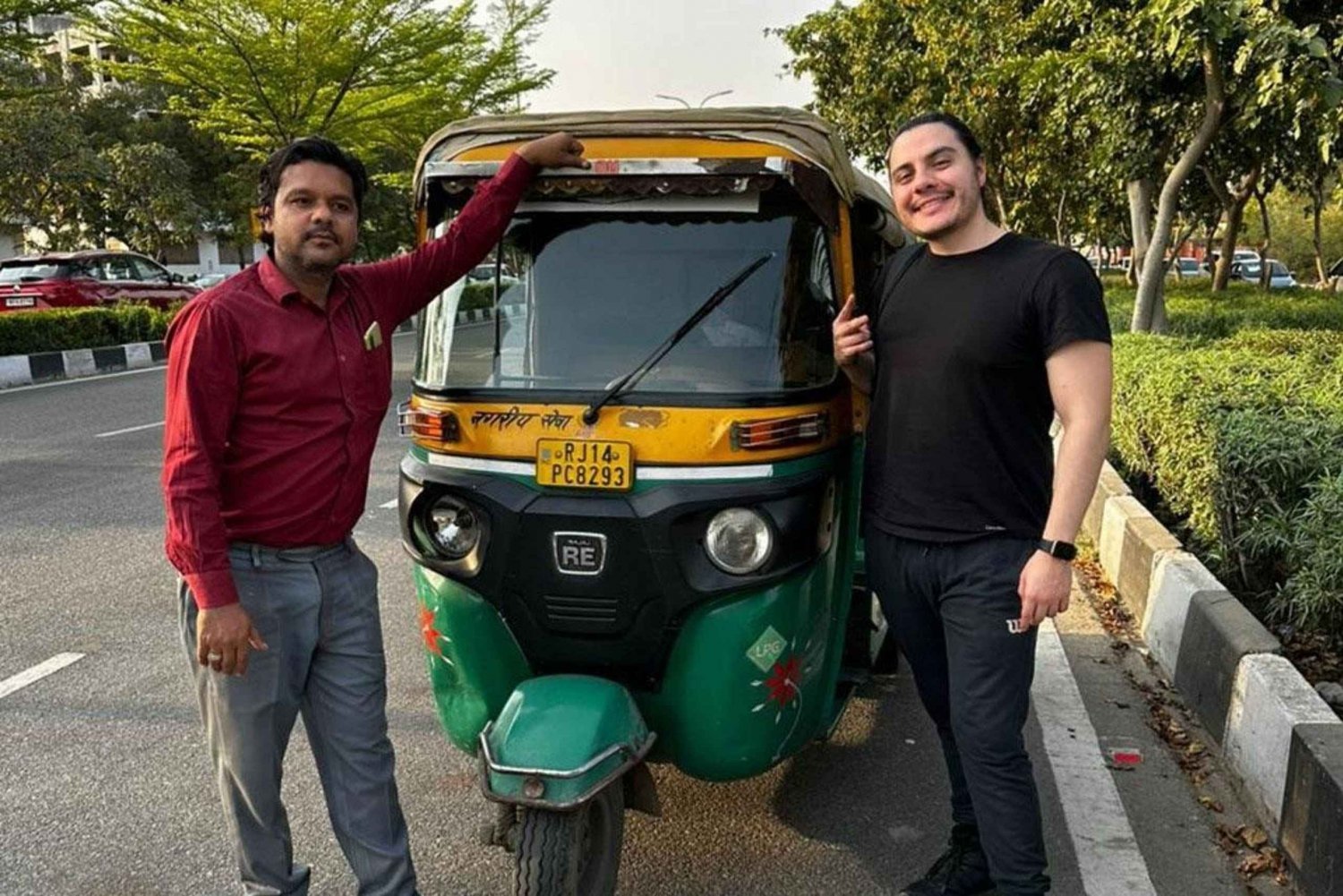 Jaipur: Half-Day or Full-Day Tuk-Tuk Tour with Flower Market