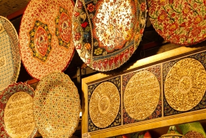 Jaipur: Private Guided Shopping Tour with Expert By Car