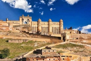 Jaipur private guided tour by vintage Luxury car