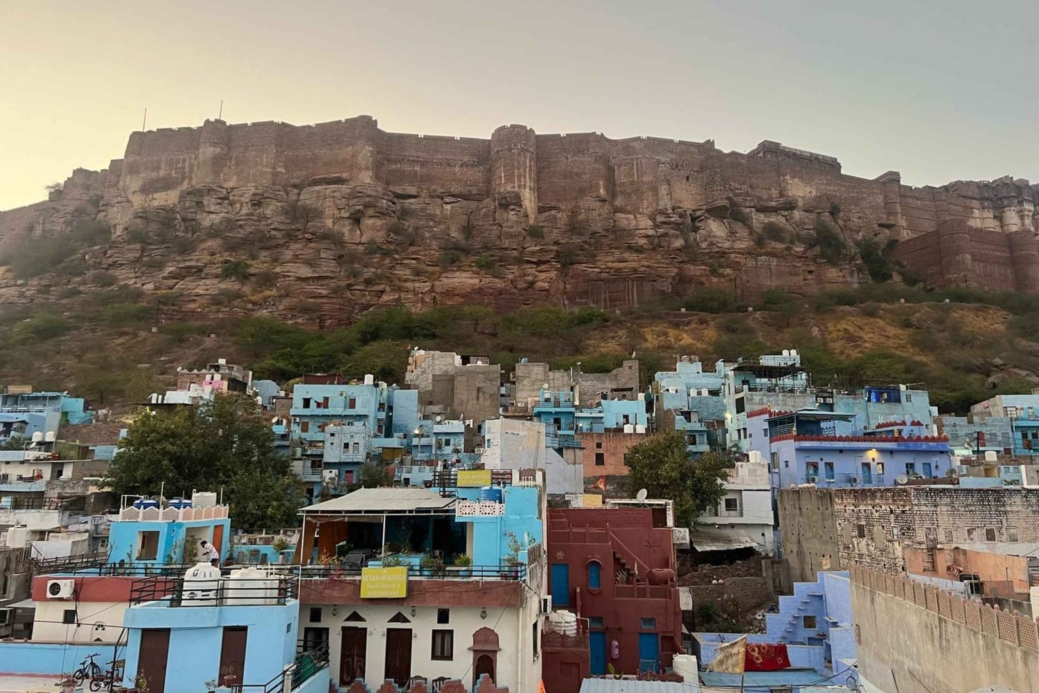 Jaipur: Privat guidad tur med lokal familjemåltid