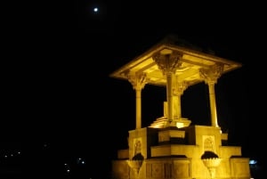 Джайпур: экскурсия с восходом солнца в Нахаргархе или закатом в Храме обезьян