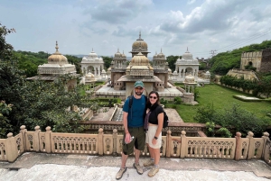 Jaipur: Private Sightseeing Day Tour with Guide by Car