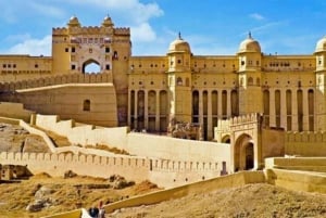 Jaipur: Private Sightseeing Day Tour with Guide by Car