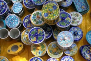 Jaipur: Shopping Tour with Blue Poetry & Printing Workshop