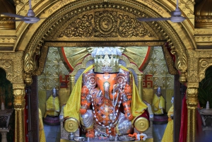 Jaipur Spiritual Walk Guided Tour with Tuktuk Ride