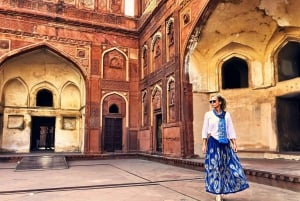 Jaipur Spiritual Walk Guided Tour with Tuktuk Ride