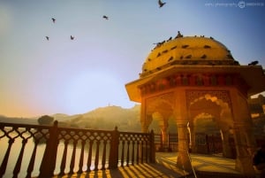 Jaipur: Sunrise at Chulgiri Temple & Heritage City Tour