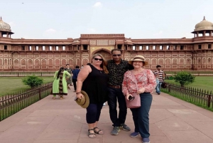 Jaipur: Taj Mahal & Agra Private Guided Day Tour