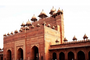 Jaipur To Agra Cab via Abhaneri & Fatehpur Sikri - Transfer