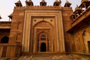 Jaipur naar Agra via abhaneri & fatehpur Sikri enkele reis taxi