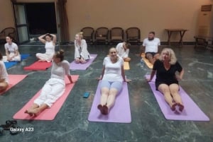 Jaipur: Jooga- ja meditaatiokoulutus pyhän kävelyn kanssa