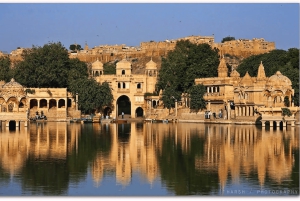 Jaisalmer: 2-daagse woestijnsafari met kamelenrit en stadsrondleiding