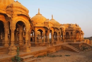 Jaisalmer: Bada Bagh Sunset Tour with Private Transfer