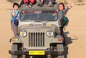 Jaisalmer: półdniowa wycieczka na wielbłądach z kolacją