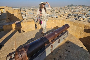 Wycieczka piesza po dziedzictwie Jaisalmer z profesjonalnym przewodnikiem
