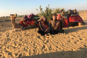 Джайсалмер: кочевая ночевка в пустыне Тар и сафари на верблюдах