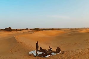 Jaisalmer: nocne safari na pustyni z jazdą na wielbłądzie