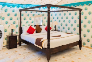 Quiet & Peaceful Desert Experience At Luxury Desert Camp