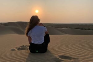 Bezienswaardigheden in Jaislamer met zonsondergang, kameel- en woestijnsafari