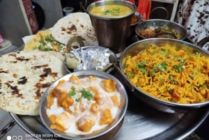 Jodhpur: Esperienza di corso di cucina di 9 piatti con servizio di prelievo e consegna