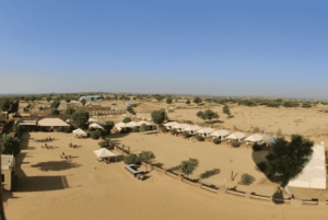 Jodhpur: Luksuriøs ørkenekspedisjon med kamelridning og festmåltid