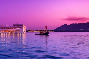 Jodhpur: Mehrangarh & Udaipur Lakeside 2-Day Tour with Lunch