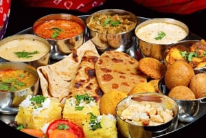 ジョードプル＆オシアン砂漠 ムーンライトキャンプツアー 3日間/2泊