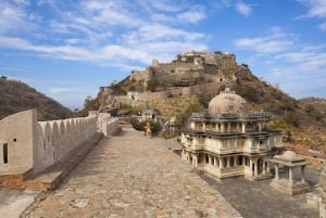 Transfer Jodhpur To Udaipur Via Ranakpur & Kumbhalgarh Fort